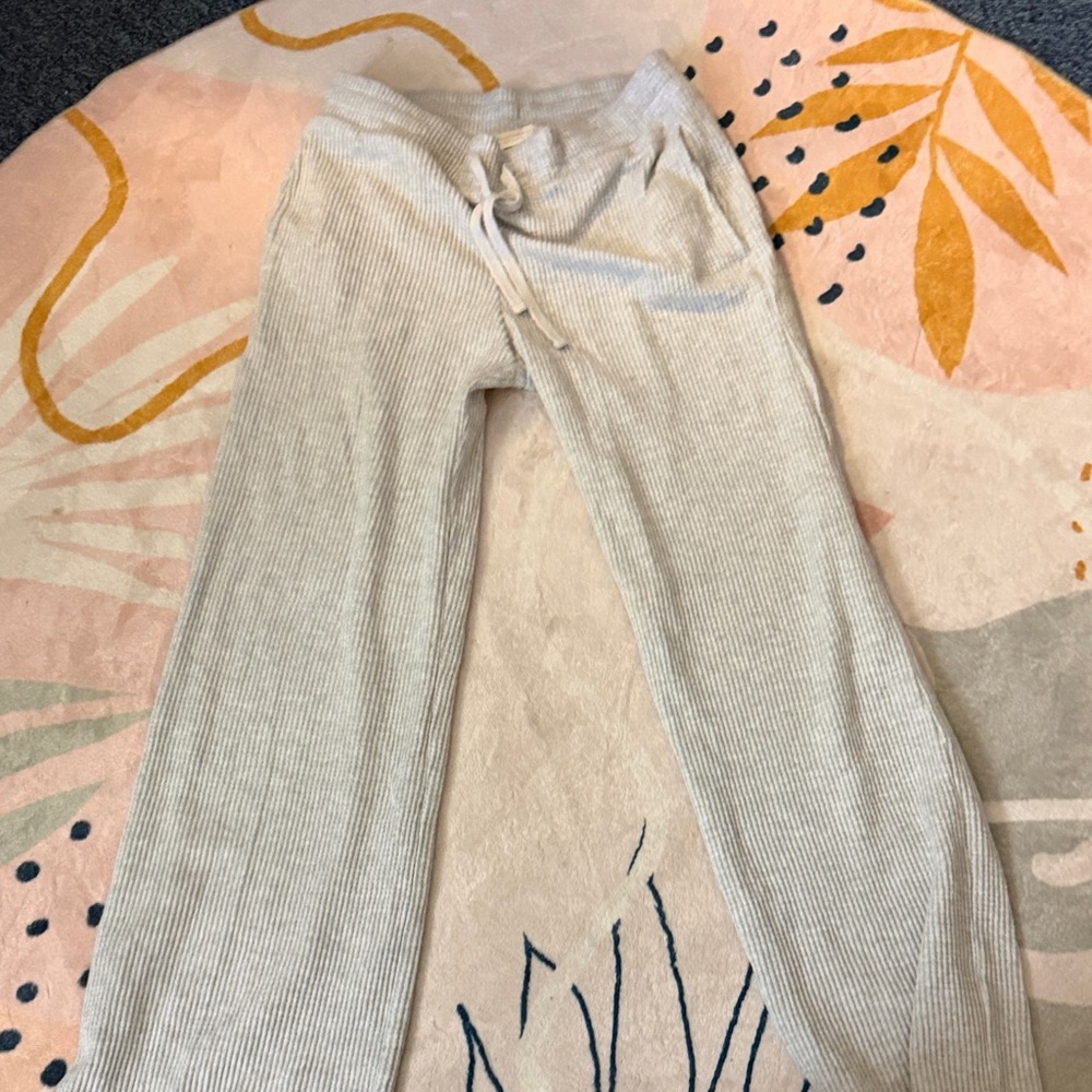 Abercrombie & Fitch Light Gray Ribbed Knit lounge Pants NWT